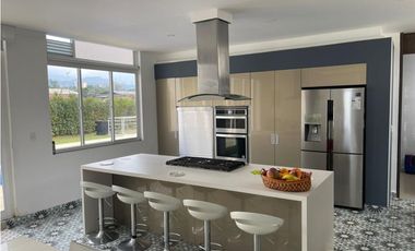 VENTA EXCELENTE CASA CAMPESTRE A PUERTA CERRADA FUSAGASUG C/MARCA