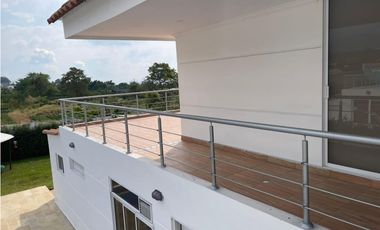 VENTA EXCELENTE CASA CAMPESTRE A PUERTA CERRADA FUSAGASUG C/MARCA