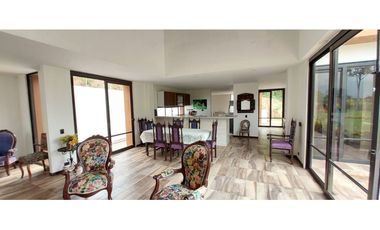 VENTA ESPECTACULAR CASA UBICADA EN FUSAGASUGA CUNDINAMARCA