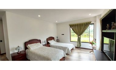 VENTA ESPECTACULAR CASA UBICADA EN FUSAGASUGA CUNDINAMARCA