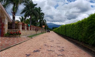 VENDO O PERMUTO ESPECTACULAR LOTE CON EL MEJOR PRECIO EN CHINAUTA