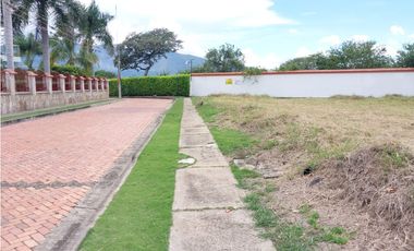 VENDO O PERMUTO ESPECTACULAR LOTE CON EL MEJOR PRECIO EN CHINAUTA