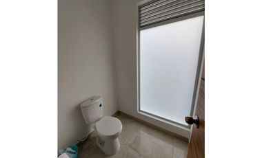 VENTA LINDA CASA EN EL MEJOR CONDOMINIO DE CHINAUTA CUNDINAMARCA