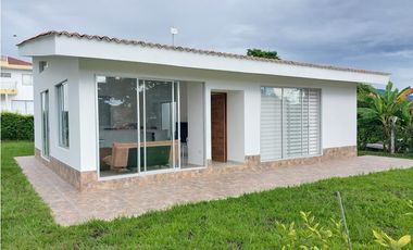 VENTA LINDA CASA EN EL MEJOR CONDOMINIO DE CHINAUTA CUNDINAMARCA