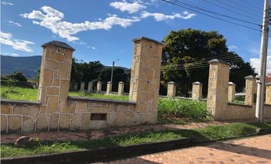 VENTA EXCELENTE LOTE UBICADO EN CHINAUTA CUNDINAMARCA