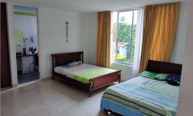 VENTA ESPECTACULAR CASA CAMPESTRE EN CHINAUTA CUNDINAMARCA