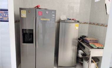 VENTA ESPECTACULAR CASA CAMPESTRE EN CHINAUTA CUNDINAMARCA