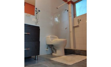 VENTA ESPECTACULAR CASA CAMPESTRE EN CHINAUTA CUNDINAMARCA