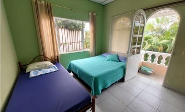 VENTA LINDISIMA CASA CAMPESTRE EN CHINAUTA CUNDINAMARCA