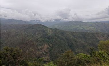 VENTA HERMOSA CASA CON UNA ESPECTACULAR VISTA EN CHINAUTA C/MARCA