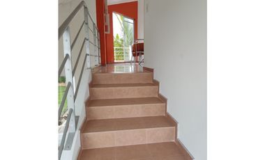 VENTA HERMOSA CASA CON UNA ESPECTACULAR VISTA EN CHINAUTA C/MARCA