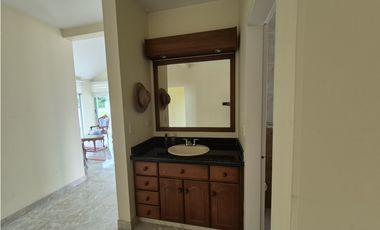 VENTA LINDA CASA CAMPESTRE EN CONDOMINIO EXCLUSIVO CHINAUTA C/MARCA