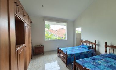 VENTA LINDA CASA CAMPESTRE EN CONDOMINIO EXCLUSIVO CHINAUTA C/MARCA