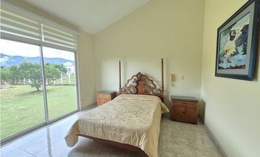 VENTA LINDA CASA CAMPESTRE EN CONDOMINIO EXCLUSIVO CHINAUTA C/MARCA