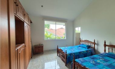 VENTA LINDA CASA CAMPESTRE EN CONDOMINIO EXCLUSIVO CHINAUTA C/MARCA
