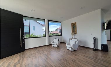 VENTA ESPECTACULAR CASA CAMPESTRE MODERNA EN CHINAUTA CUNDINAMARCA