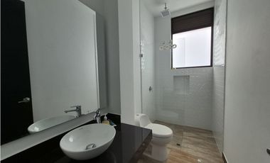 VENTA ESPECTACULAR CASA CAMPESTRE MODERNA EN CHINAUTA CUNDINAMARCA