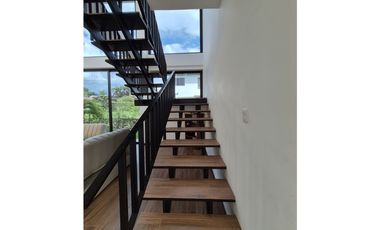 VENTA ESPECTACULAR CASA CAMPESTRE MODERNA EN CHINAUTA CUNDINAMARCA