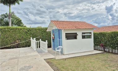 Venta Linda Casa Campestre Con Piscina Privada en Chinauta C/marca