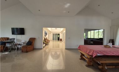 Venta Linda Casa Campestre Con Piscina Privada en Chinauta C/marca