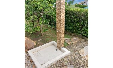 VENTA LINDISIMA CASA CAMPESTRE EN EL MEJOR CONDOMINIO DE CHINAUTA