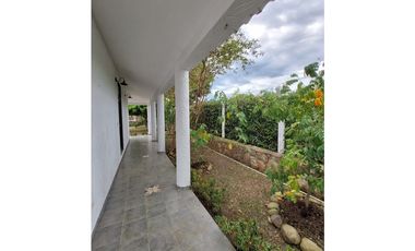 VENTA LINDISIMA CASA CAMPESTRE EN EL MEJOR CONDOMINIO DE CHINAUTA