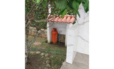 VENTA LINDISIMA CASA CAMPESTRE EN EL MEJOR CONDOMINIO DE CHINAUTA