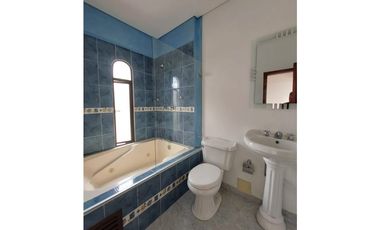 VENTA LINDISIMA CASA CAMPESTRE EN EL MEJOR CONDOMINIO DE CHINAUTA