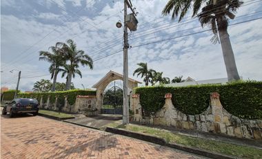 Vendo o Permuto casa campestre en el mejor condominio Chinauta