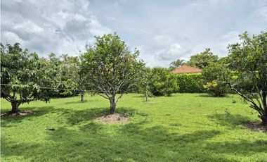 Vendo o Permuto casa campestre en el mejor condominio Chinauta