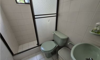 VENTA ESPECTACULAR CASA FINCA UBICADA  A 10 MINUTOS DE LA VEGA C/MARCA