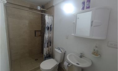 CASA CON LOTE EN COMBIA
