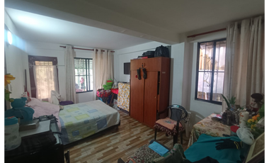 CASA CON LOTE EN COMBIA