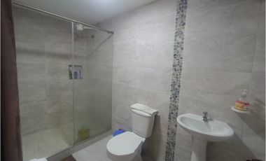 CASA CON LOTE EN COMBIA