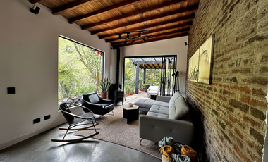 Casa Campestre en Venta en Sabaneta, sector La Doctora