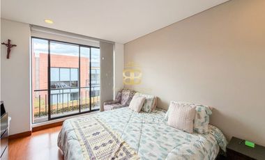SE VENDE CASA EN CAJICA