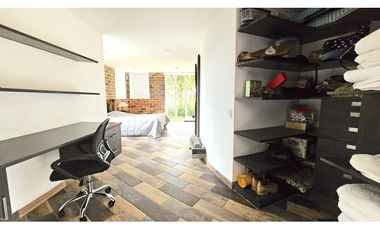 Venta de casa en La Ceja cerca al parque principal, en unidad cerrada