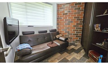 Venta de casa en La Ceja cerca al parque principal, en unidad cerrada