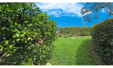 Venta de casa en La Ceja cerca al parque principal, en unidad cerrada