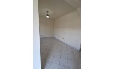 SE ARRIENDA CASA CENTRAL ITAGUI SANTA MARIA