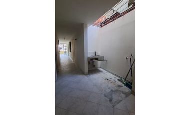 SE ARRIENDA CASA CENTRAL ITAGUI SANTA MARIA