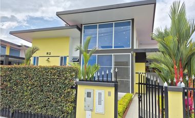 Venta Casa Campestre en Chinauta Antes del Peaje