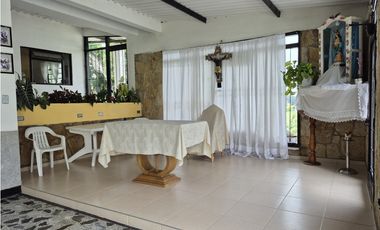 Venta Casa Campestre en Chinauta Antes del Peaje