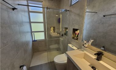 Venta Casa Campestre en Chinauta Antes del Peaje