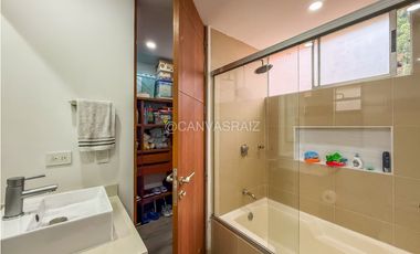 VENTA DE APARTAMENTO EL POBLADO SECTOR EL TESORO