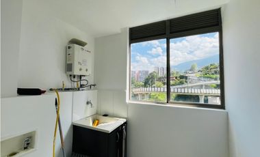 Se arrienda apartamento en ENVIGADO