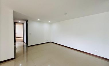 Se arrienda apartamento en ENVIGADO