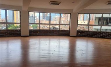 Se arrienda apartamento en Sabaneta frente a la estación Estrella