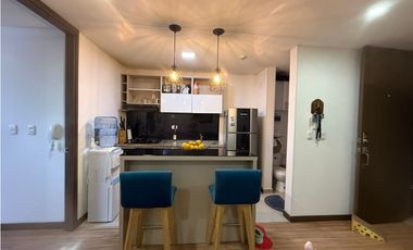 SE ARRIENDA APARTAESTUDIO AMOBLADO EN FUNDADORES