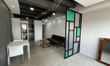 Arriendo oficina ejecutiva amoblada hermosa vista centro histórico